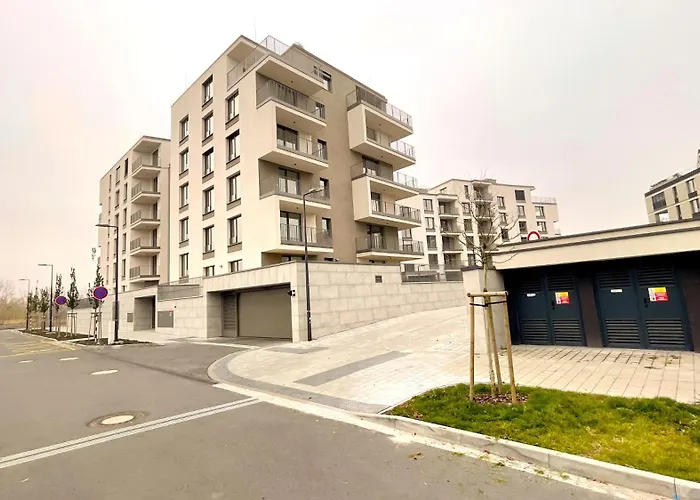 New In The With Parking Option Apartamento